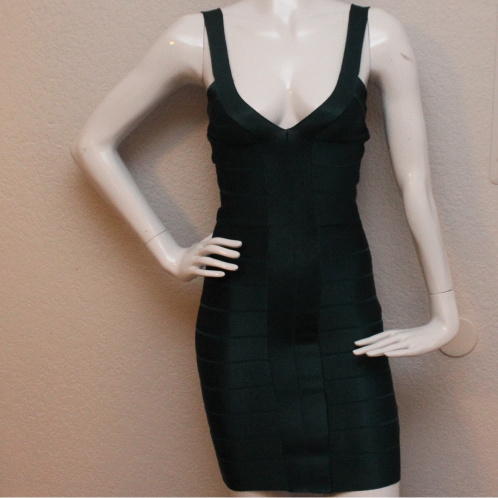 FRENCH CONNECTION- Bodycon Hunter Green Dress